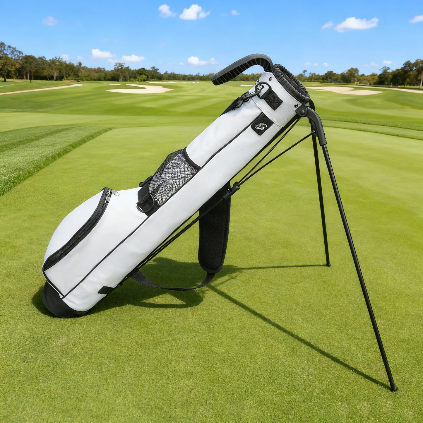 Lightweight golf stand bag, portable golf carry bag with shoulder straps, suitable for the driving range